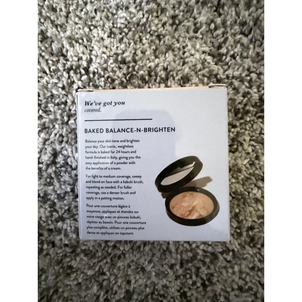 Laura Gellar Baked Balance-N-Brighten Color Correcting Foundation FAIR - Picture 3 of 3